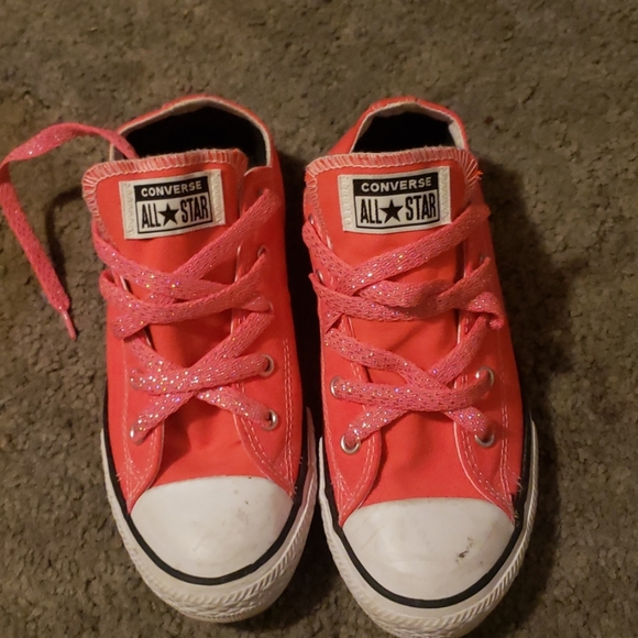 Converse Shoes - Pink chuck Taylor's size 3